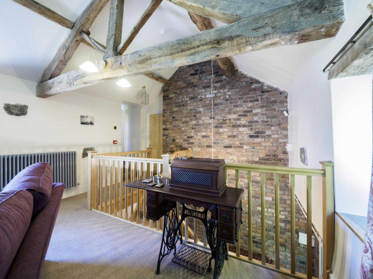 Bed & Breakfast Foxlow Coach House Buxton (Derbyshire)